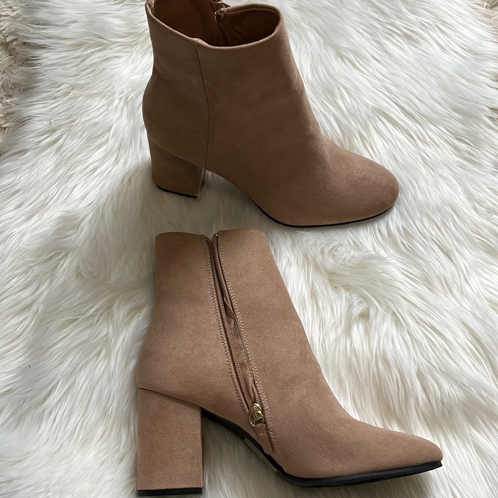 Francesca’s light tan suede boots size 9, excellent condition